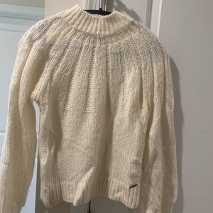 Abercrombie & Fitch Sweater